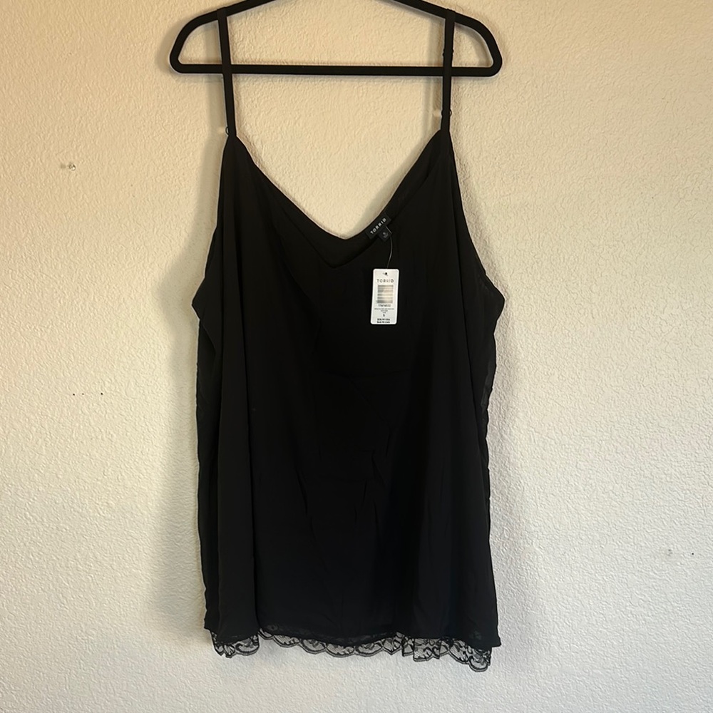 PLUS SIZE: TORRID. Elegant Black Lace Trim Cami Top
